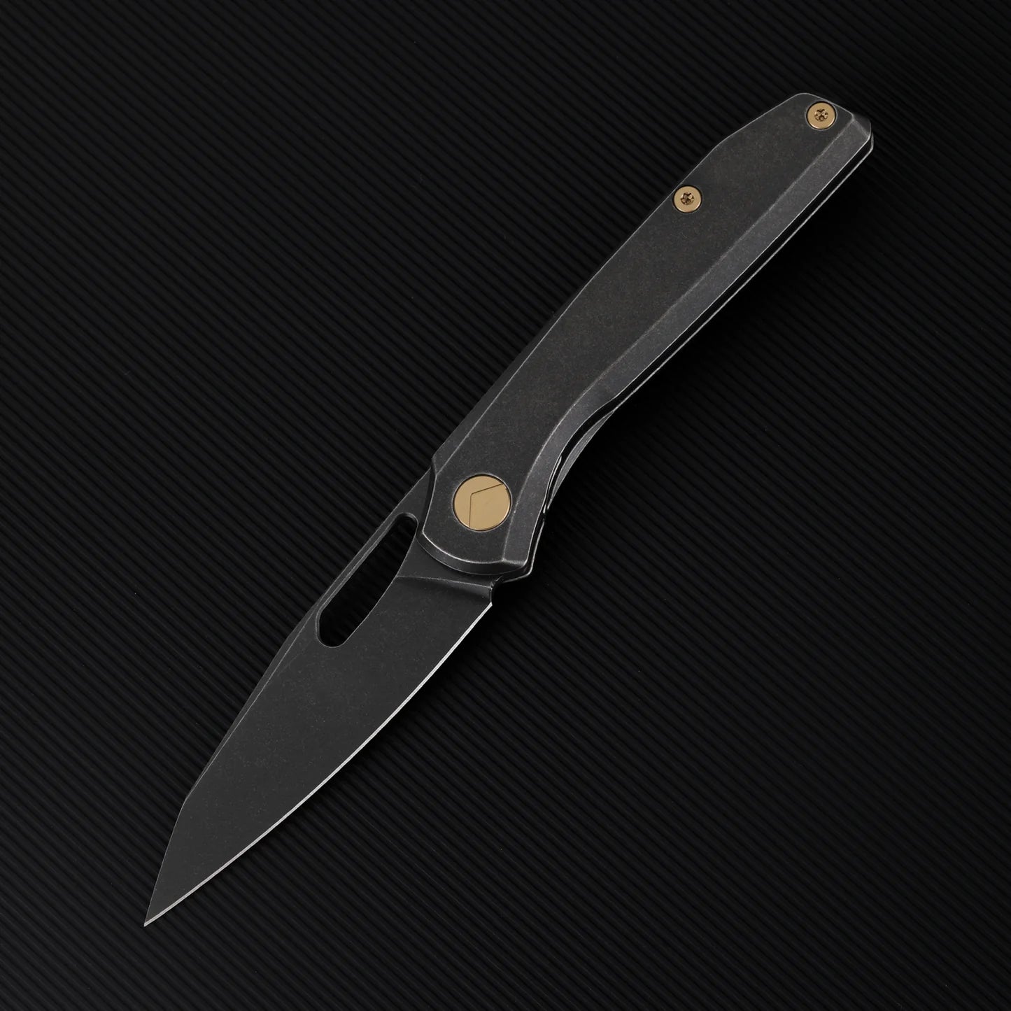 XANDROS (FM23007-B)